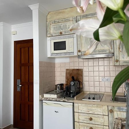 Charming Studio In Tarifa Apartment Bagian luar foto